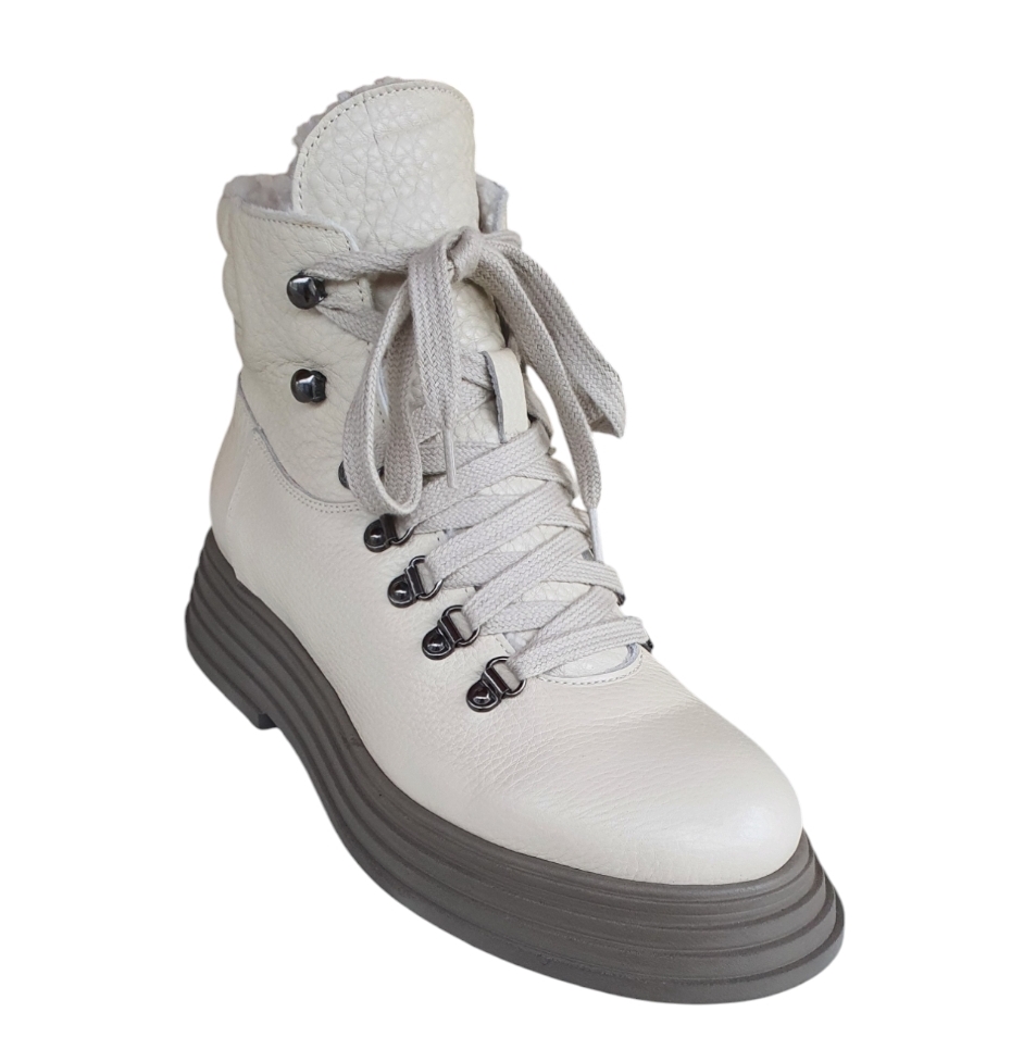 8141FM -1 Cervo avorio